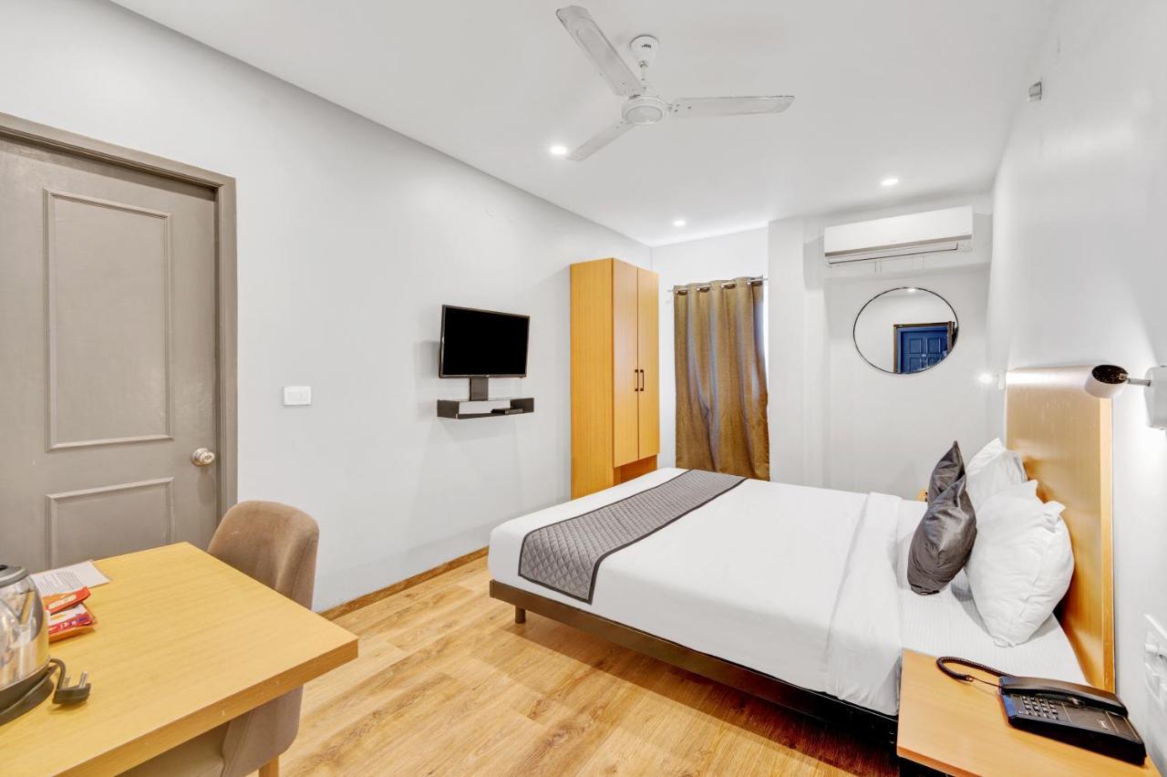 Upar Hotels Uthandi, Ecr 钦奈 外观 照片